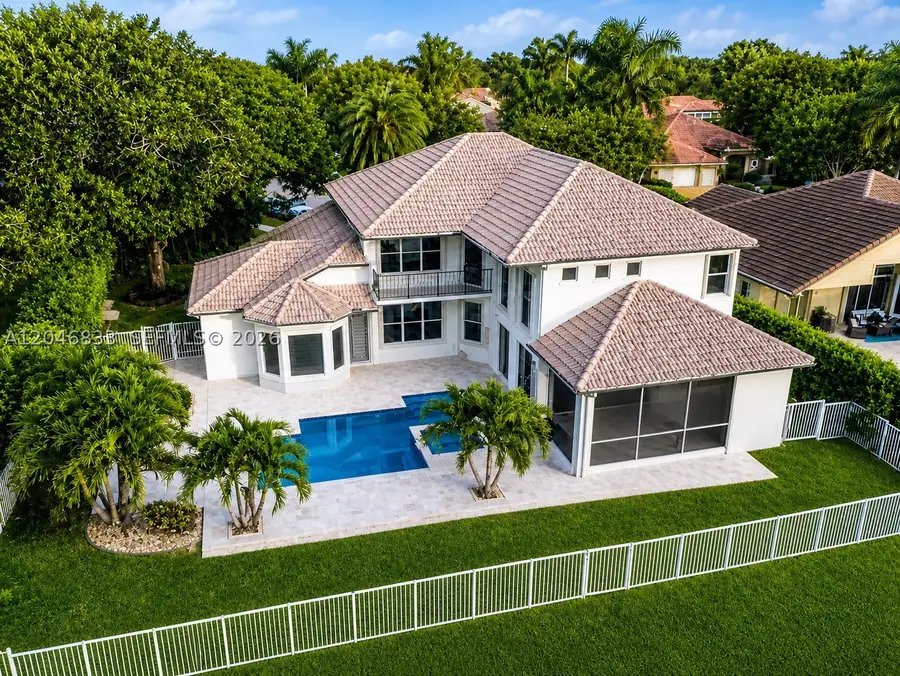 3683 W Lakes Estates Dr, Davie, FL 33328 - #2