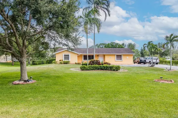 13450 SW 26th St, Davie, FL 33325