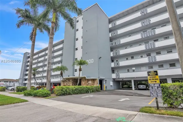 1000 NE 14th Ave #503, Hallandale Beach, FL 33009
