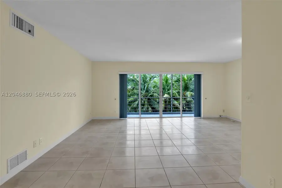 1000 NE 14th Ave #503, Hallandale Beach, FL 33009 - #2