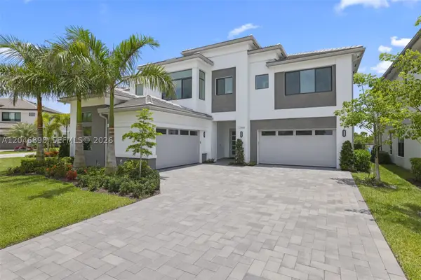 12866 Crane Xing, Palm Beach Gardens, FL 33412