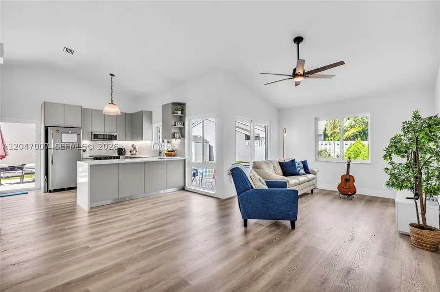 681 Pine Ridge Ter, Davie, FL 33325 - #3
