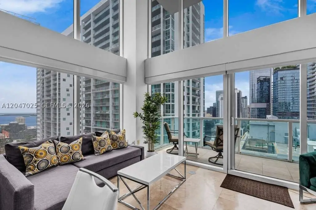 41 SE 5th St #1702, Miami, FL 33131 - #1