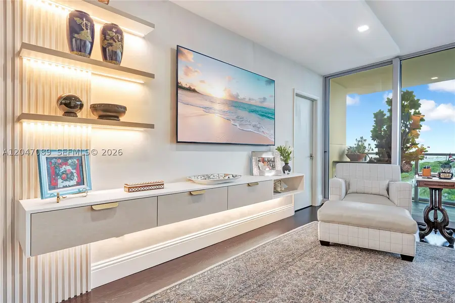 1455 Ocean Dr #904, Miami Beach, FL 33139 - #2