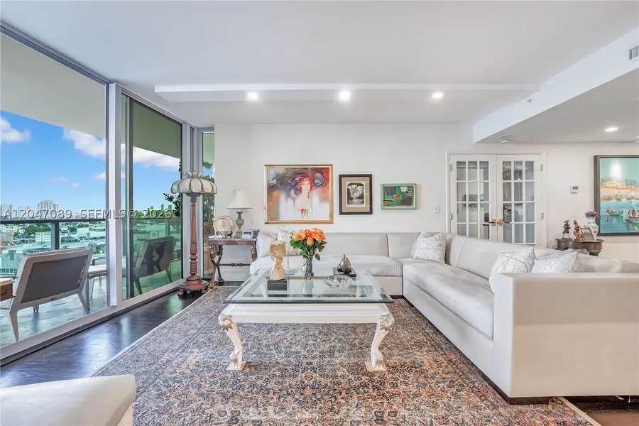 1455 Ocean Dr #904, Miami Beach, FL 33139 - #3