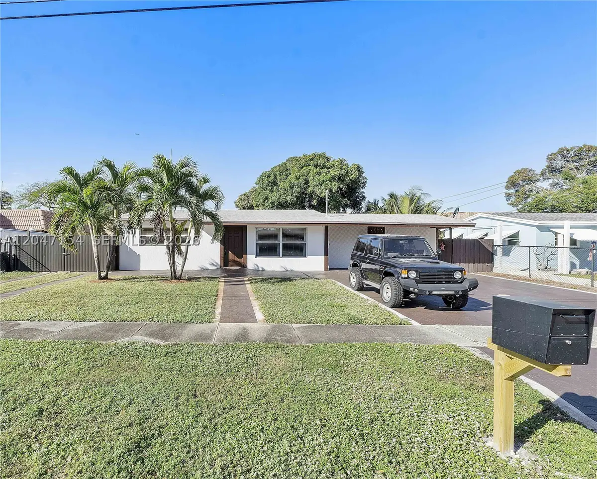 1541 SW 52nd Ave, Plantation, FL 33317 - #1