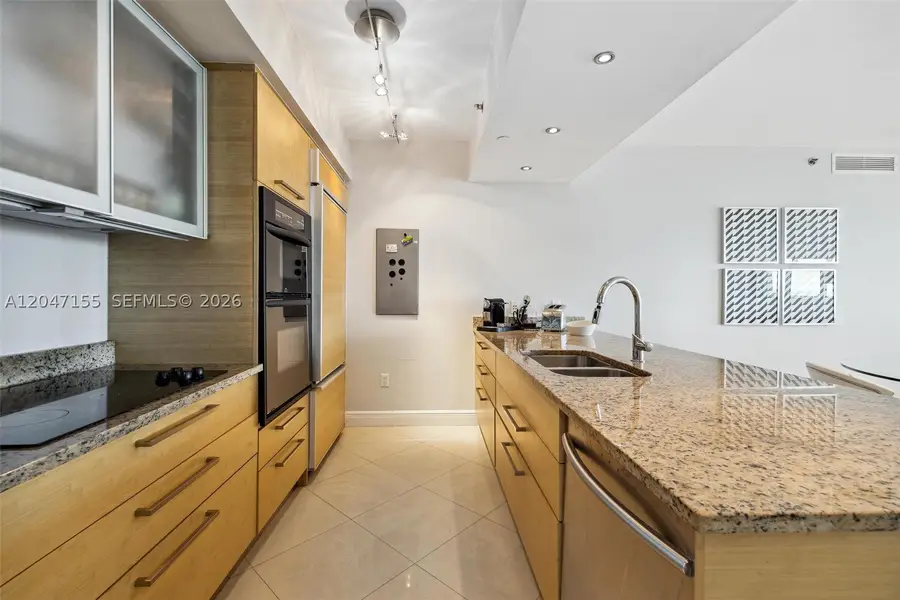 1830 S Ocean Dr #2703, Hallandale Beach, FL 33009 - #3
