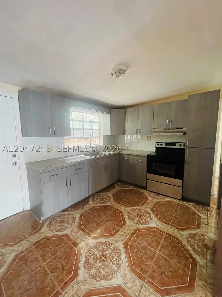 18425 NW 42nd Pl, Miami Gardens, FL 33055 - #3