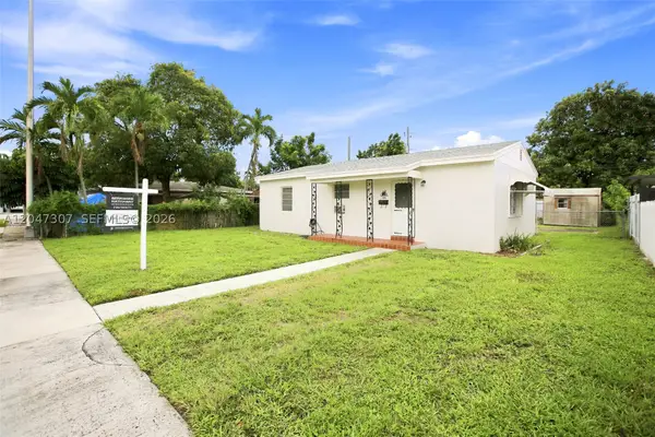 790 E 6th Pl, Hialeah, FL 33010