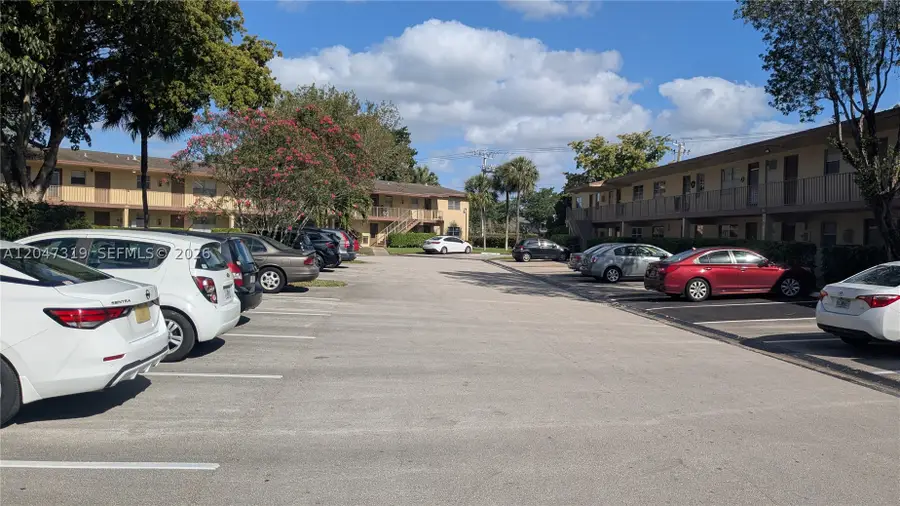 481 NW 76th Ave #207, Margate, FL 33063 - #3