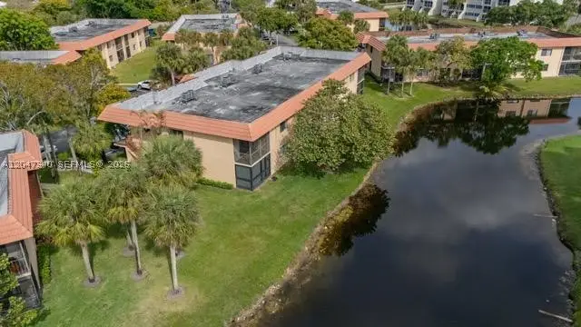 182 Lakeview Dr #204, Weston, FL 33326 - #3