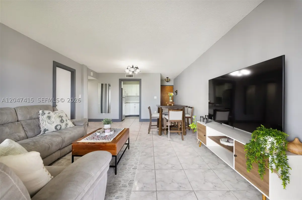 1300 SW 122nd Ave #411B-2, Miami, FL 33184 - #1