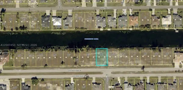 2829 Diplomat Pkwy W, Cape Coral, FL 33993