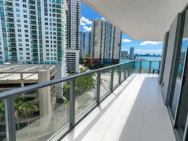 1300 Brickell Bay Dr #1110, Miami, FL 33131