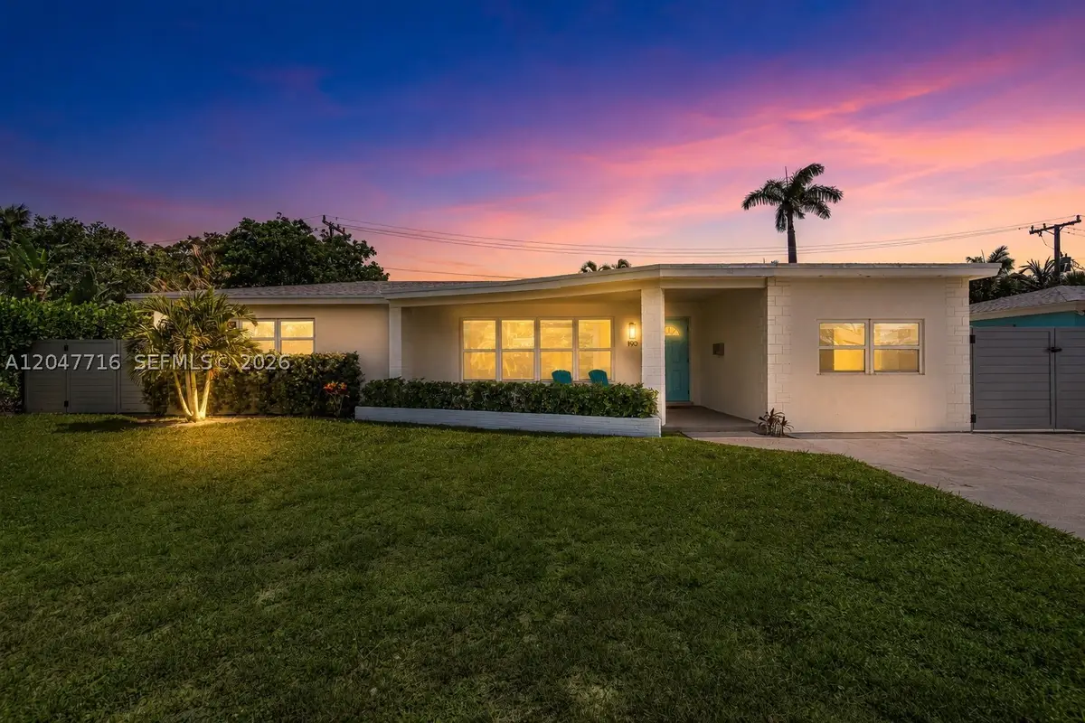 190 NE 21st St, Boca Raton, FL 33431 - #1