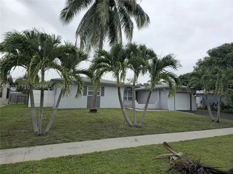 7771 NW 46th St, Lauderhill, FL 33351 - #2