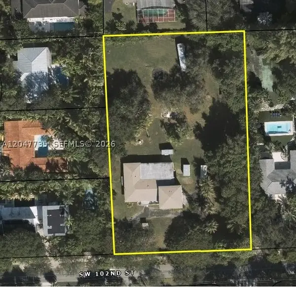 5865 SW 102nd St, Pinecrest, FL 33156