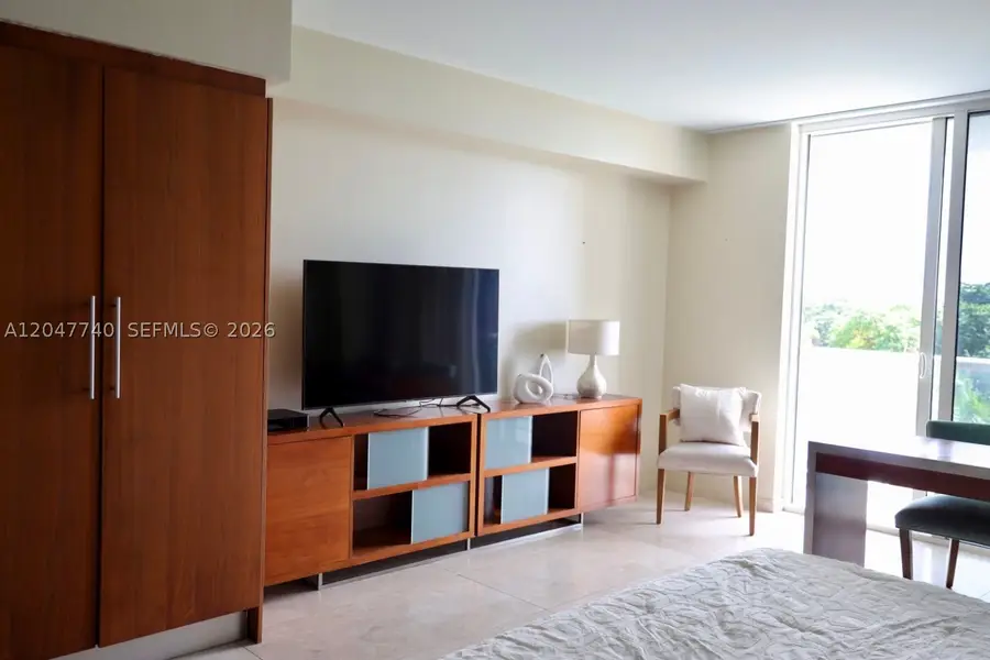50 Biscayne Blvd #606, Miami, FL 33132 - #3