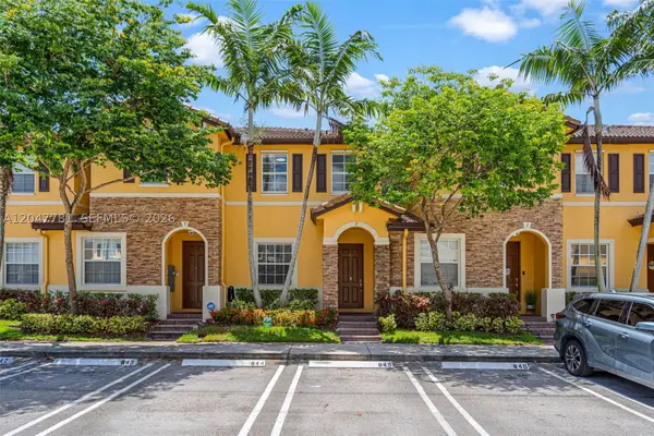9133 SW 227th St #8, Cutler Bay, FL 33190