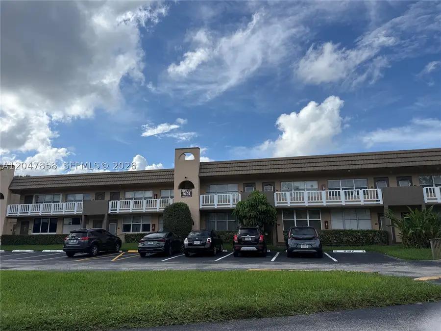 9101 Sunrise Lakes Blvd #215, Sunrise, FL 33322 - #2