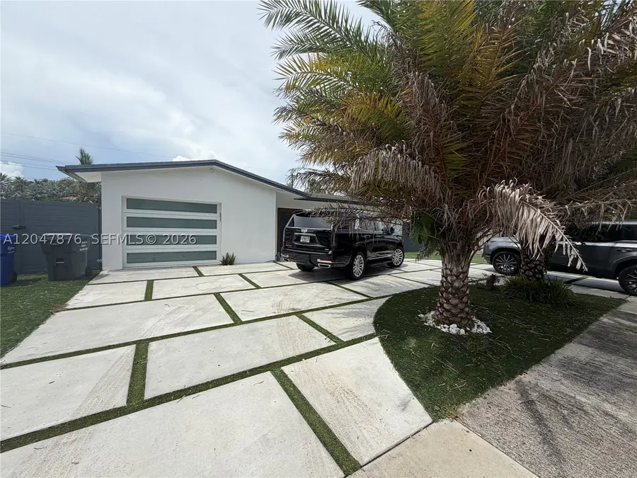 7525 Roosevelt St, Hollywood, FL 33024 - #3