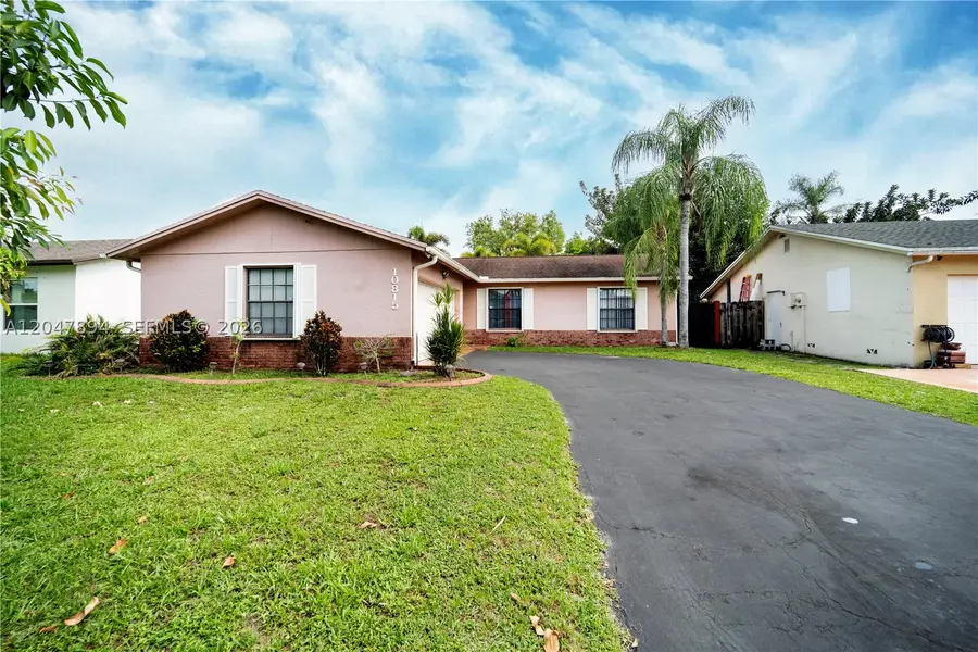 10815 NW 26th St, Sunrise, FL 33322 - #3