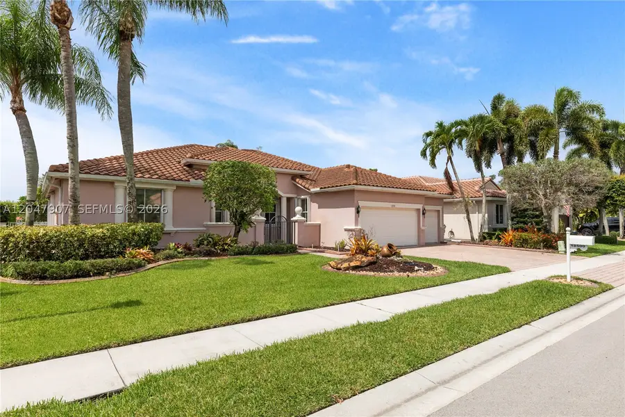 18500 SW 7th St, Pembroke Pines, FL 33029 - #3