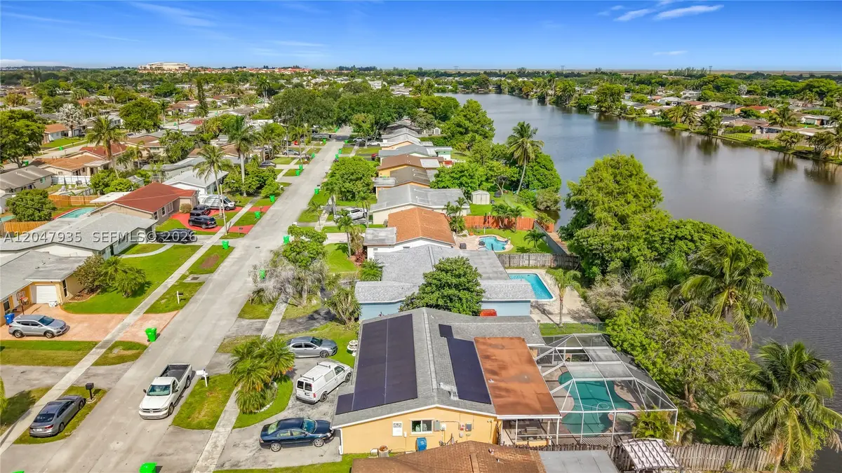 11541 NW 31st Pl, Sunrise, FL 33323 - #1