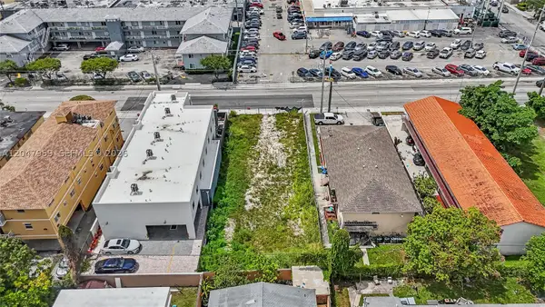 1877 SW 7th St, Miami, FL 33135