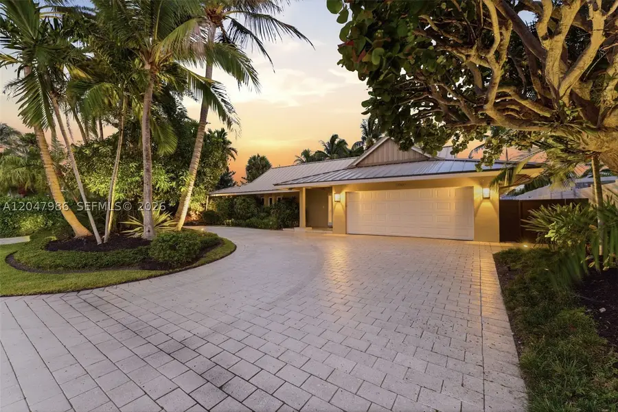 3050 NE 41st St, Fort Lauderdale, FL 33308 - #2