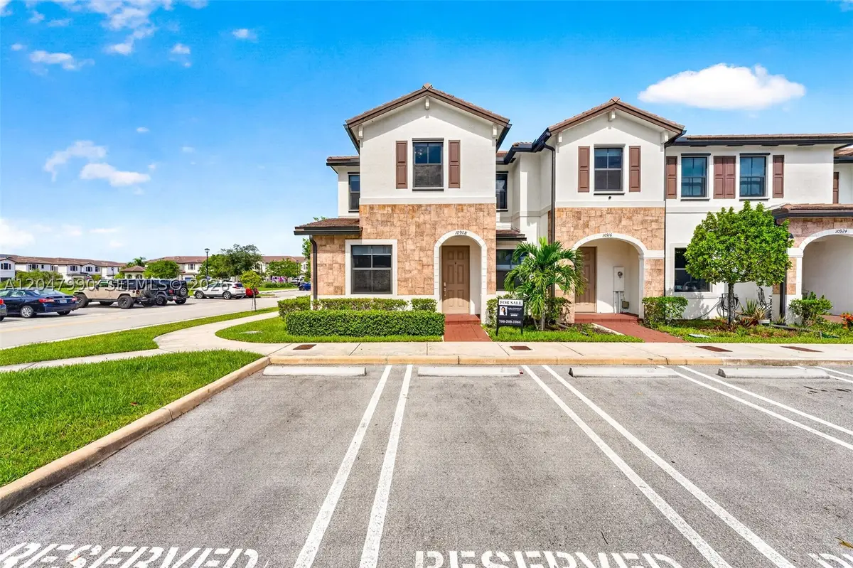 10908 W 32nd Ln, Hialeah, FL 33018 - #1