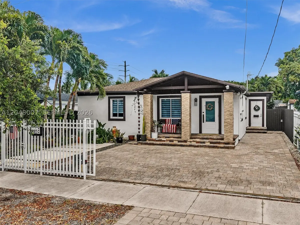 310 SW 65th Ave, Miami, FL 33144 - #1