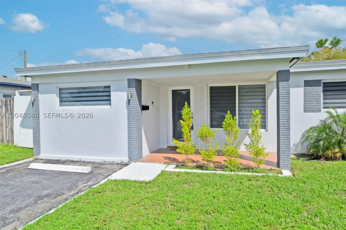 104 SW 7th St, Hallandale Beach, FL 33009 - #1