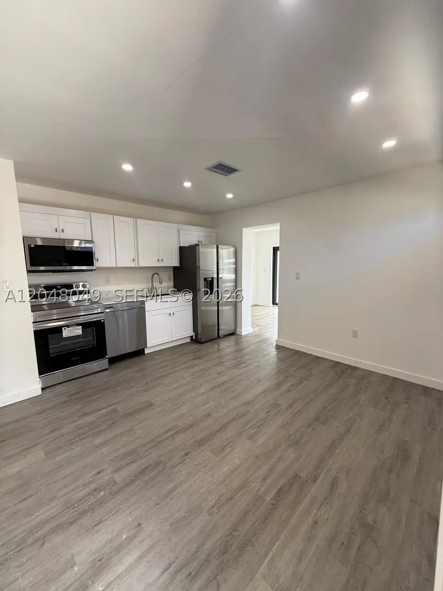 2530 NW 14th Ct, Fort Lauderdale, FL 33311 - #3