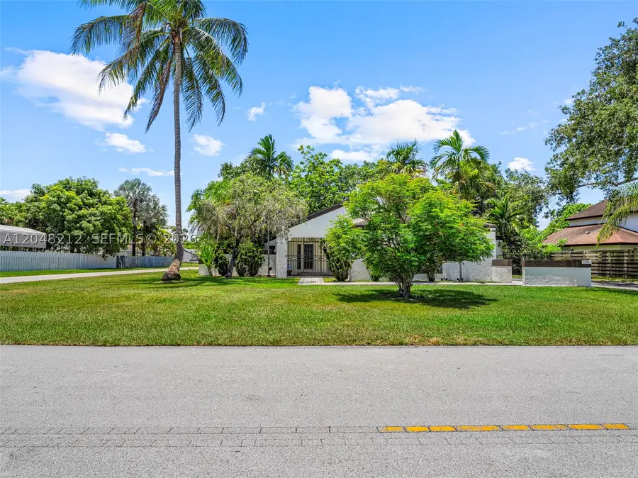 15491 SW 153rd St, Miami, FL 33187 - #3