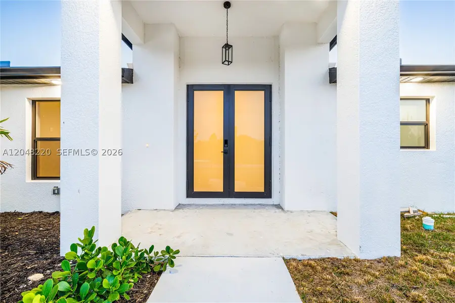 450 Mercedes Ct, Lehigh Acres, FL 33972 - #3