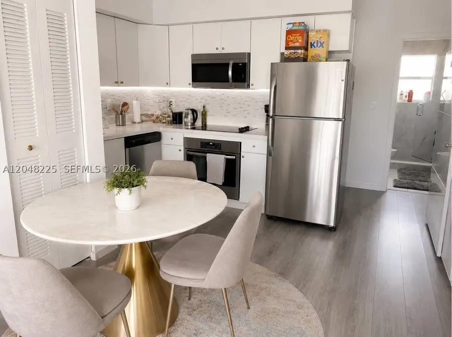 810 7th St #205, Miami Beach, FL 33139 - #2