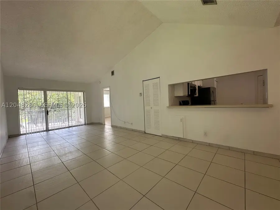 Address Withheld By Seller, Miami, FL 33186 - #3