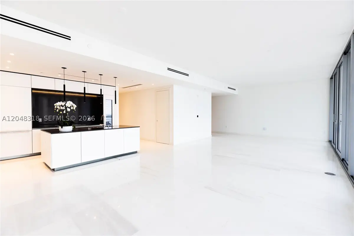 300 Biscayne Blvd Way #2702, Miami, FL 33131 - #1