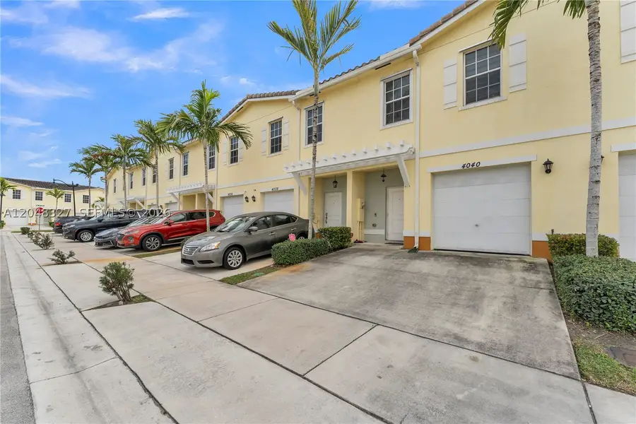 4040 NW 11th St, Lauderhill, FL 33313 - #2