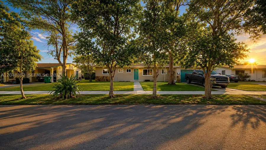 10020 Bahia Dr, Cutler Bay, FL 33189 - #3
