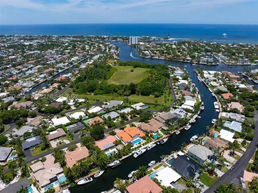2770 NE 23rd Pl, Pompano Beach, FL 33062 - #2