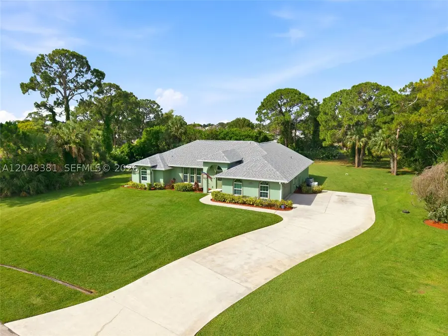 2472 SE Hillard Rd, Port Saint Lucie, FL 34952 - #2