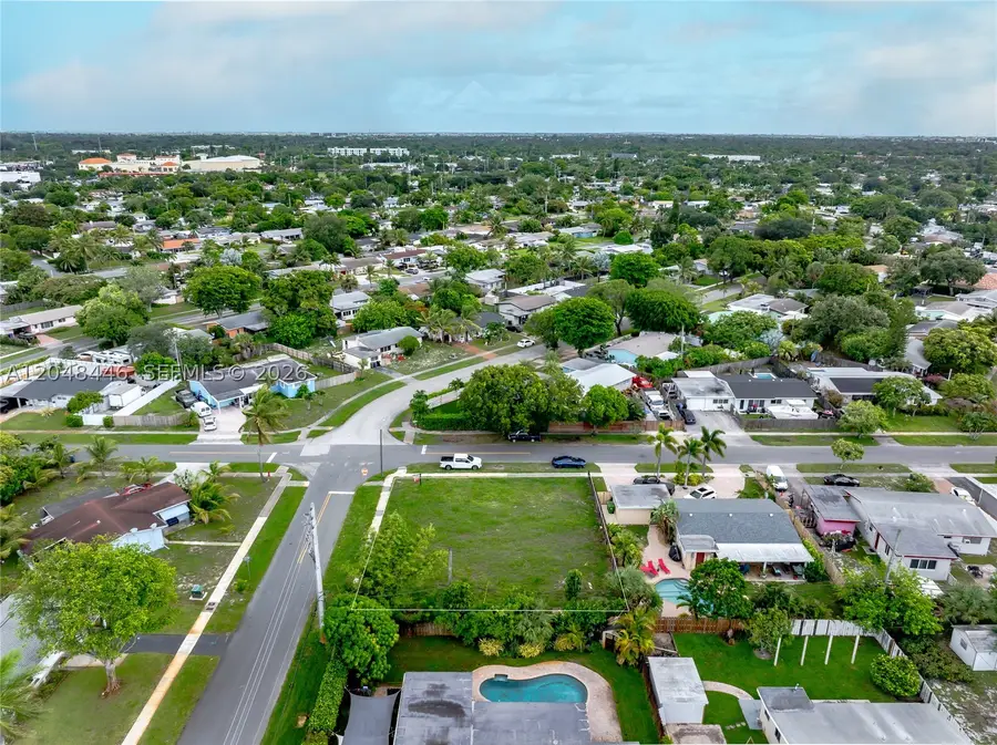 3644 SW 21st Street, Fort Lauderdale, FL 33312 - #2