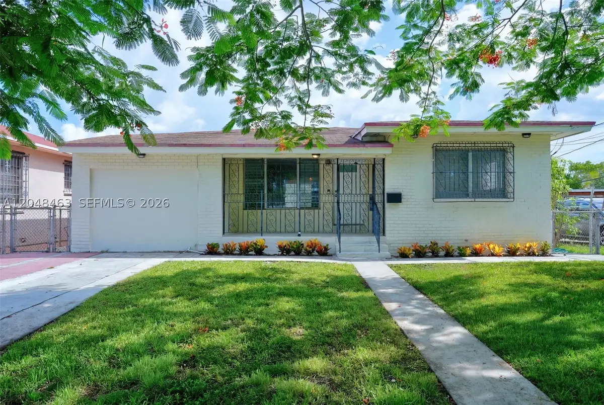 2323 NW 1st St, Miami, FL 33125 - #1