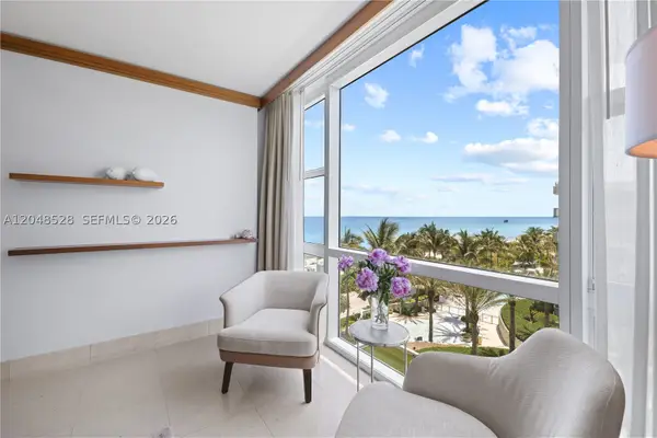 6801 Collins Ave #516, Miami Beach, FL 33141