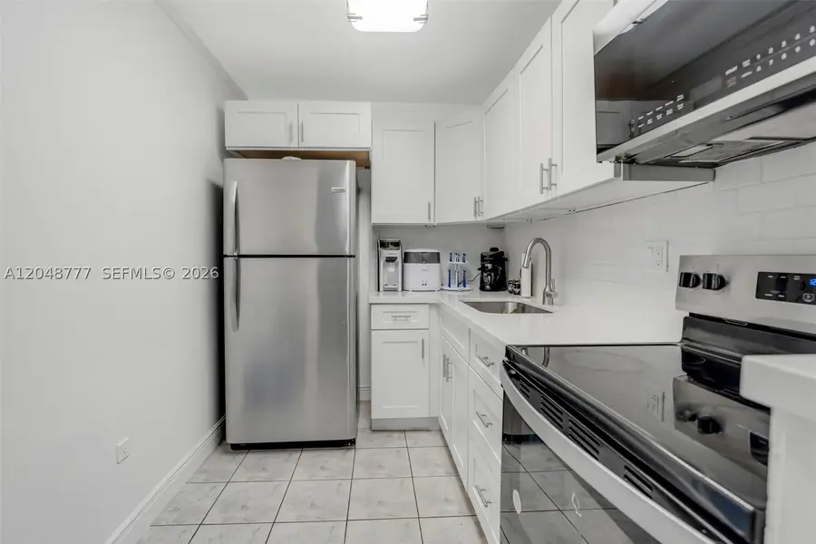 8501 NW 8th St #110, Miami, FL 33126 - #2