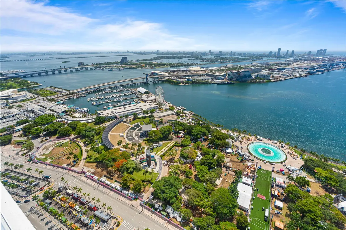 50 Biscayne Blvd #5210, Miami, FL 33132 - #1