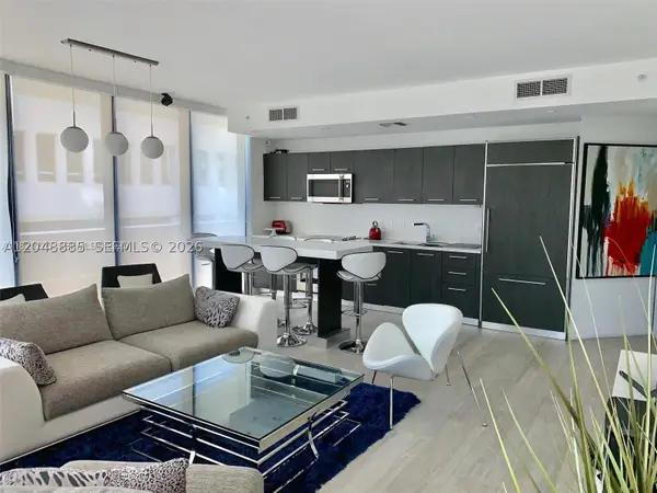 55 SW 9th St #2706, Miami, FL 33130