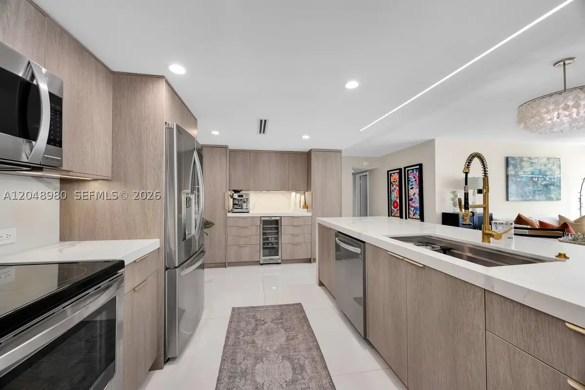 155 Ocean Lane Dr #413, Key Biscayne, FL 33149 - #1